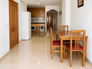 Location Appartement à Plaza Crevillente - Antiguos Juzgados - El Asilo. Apartamento amueblado con terraza, 1 dormitorio y ascensor  sect