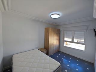 Lloguer Pis a La Coca-La Nia-Vistahermosa. Habitación en alquiler en la nía, 6 dormitorios.