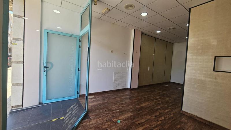 Foto 30d99d8d-fdc3-4c07-b5b8-f1fa7cd58b93. Alquiler local comercial se alquila local comercial en El Altet disponible a partir de octubre de 2025. en Elche / Elx