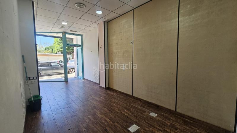 Foto 6bcd4c9e-6cd8-4b4d-8c56-92083491ee09. Alquiler local comercial se alquila local comercial en El Altet disponible a partir de octubre de 2025. en Elche / Elx