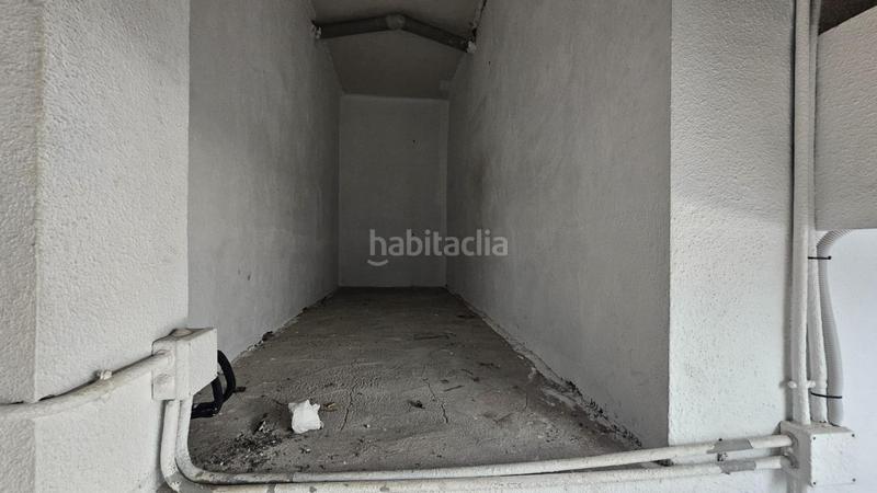 Foto fb352705-428b-4a21-8959-24dcb2e1248c. Alquiler local comercial se alquila local comercial en El Altet disponible a partir de octubre de 2025. en Elche / Elx