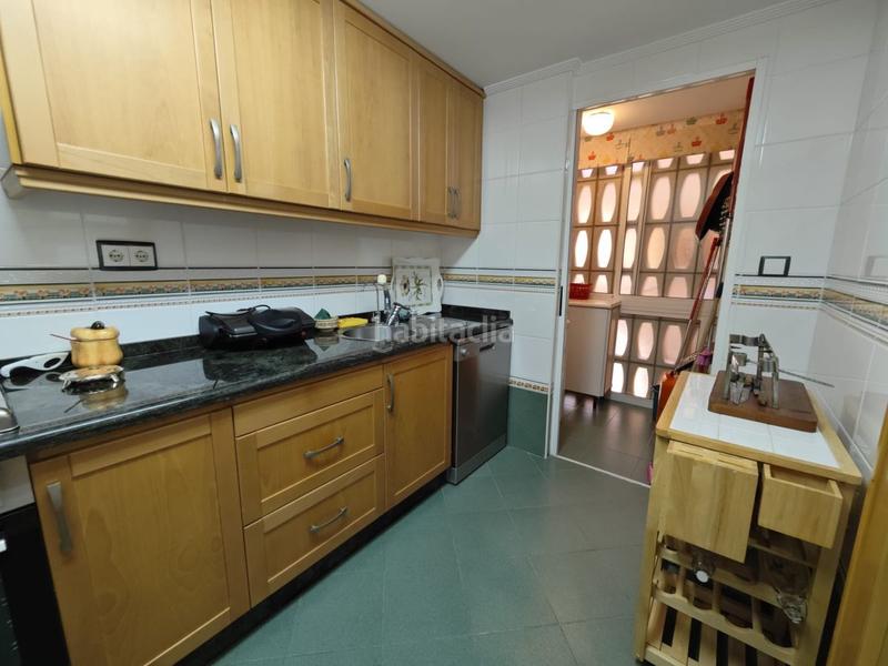 Foto f41874aa-ccd1-4c12-a2e8-f14d74347dc6. Location appartement avec chauffage parking piscine dans Elche / Elx