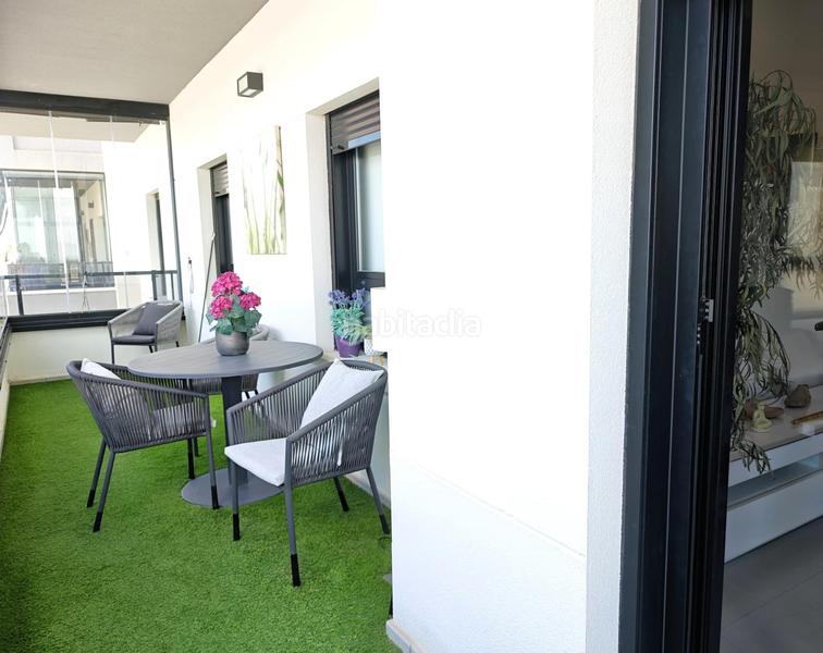 Foto 3c2e921e-eeb8-4e4c-b42d-9c6a1070e6a2. Location appartement dans Sector V Elche / Elx