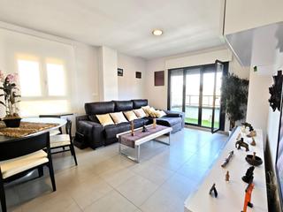 Lloguer Pis a Sector V. Se alquila vivienda de tres dormitorios en elche con garaje incl