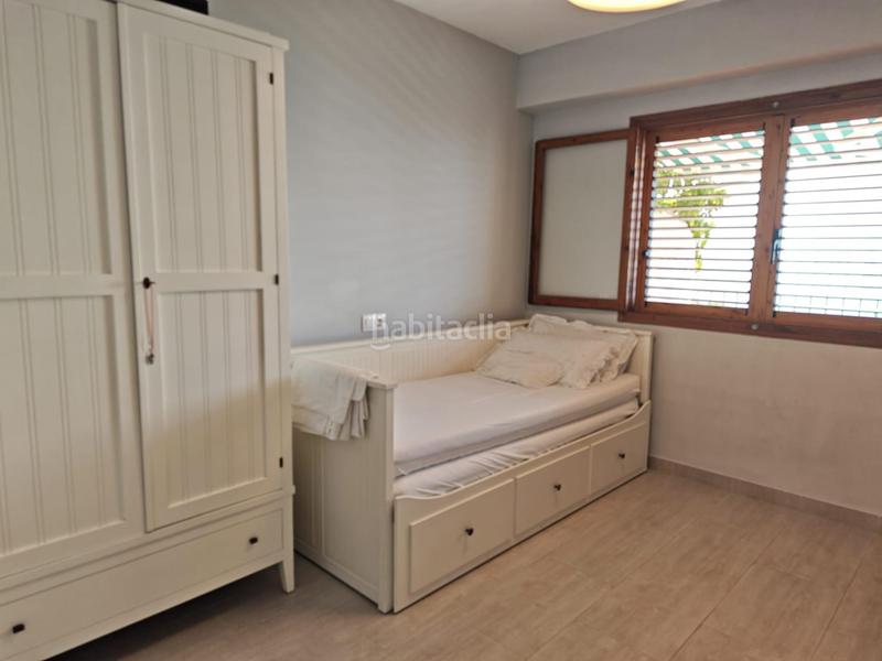 Foto b7afca02-a030-476e-a575-a2d2ede8ad5c. Rent flat with parking in calas Santa Pola este Santa Pola