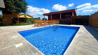 Xalet a Caldes de Malavella. Casa con piscina con licencia turstica