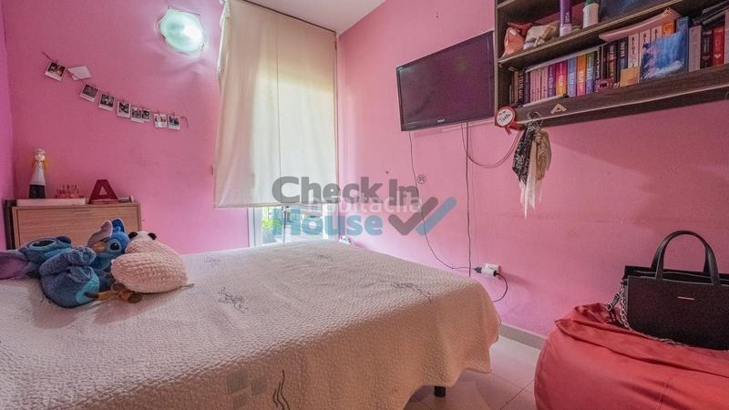 Foto 06e6ec46-fe54-4c3a-8828-050fd1968038. Apartament amb calefacció aparcament a Eixample Sant Feliu de Guíxols