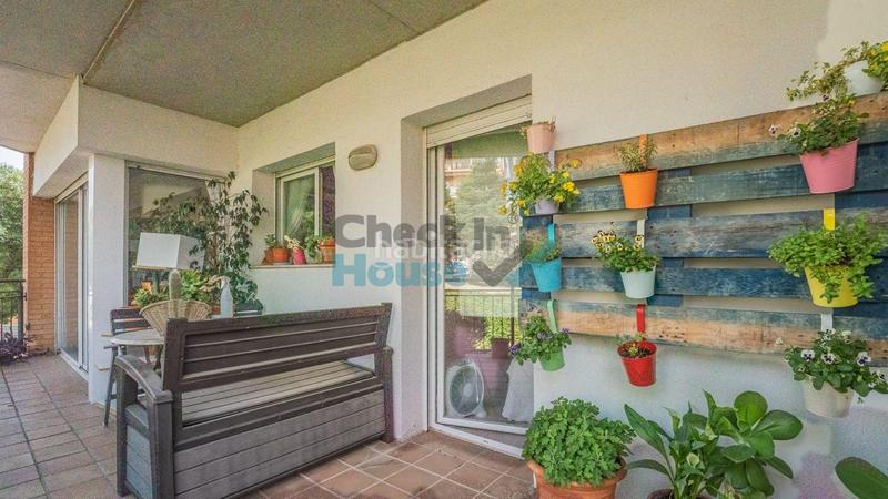 Foto 1de211c7-7d87-4bc6-a72c-9f681a5d8d0e. Apartament amb calefacció aparcament a Eixample Sant Feliu de Guíxols