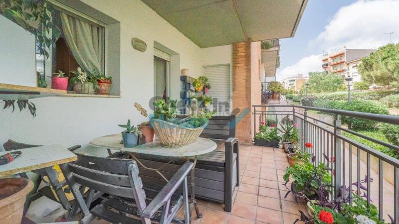 Foto a8b5b86f-993c-4bf5-8ceb-9007e6aaefd8. Apartament amb calefacció aparcament a Eixample Sant Feliu de Guíxols