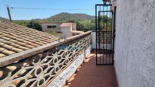 Casa  Dels avellaners. Casa con parking de 70 m2 y piscina