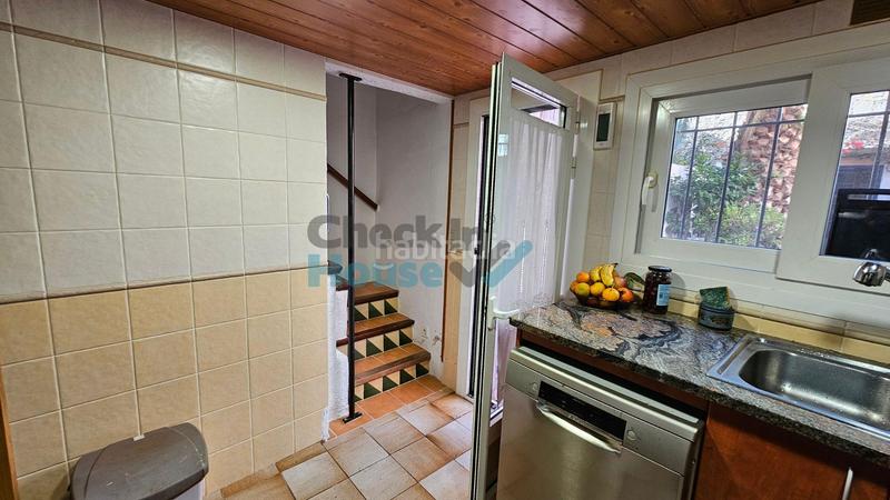 Foto 26d846fa-e150-4b0a-8342-77b232ab6cc7. Casa adossada amb calefacció a Centre Sant Feliu de Guíxols