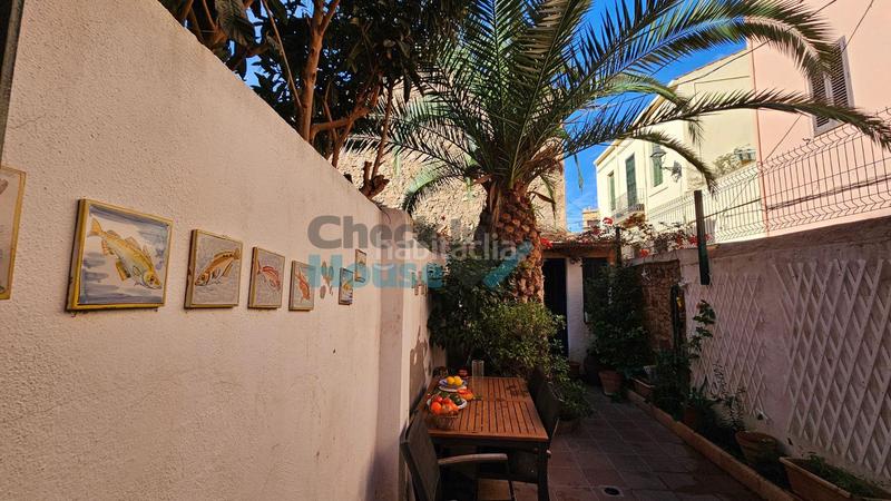 Foto b9a4c4d0-549b-41e5-aa32-7baaac57f5d6. Casa adossada amb calefacció a Centre Sant Feliu de Guíxols