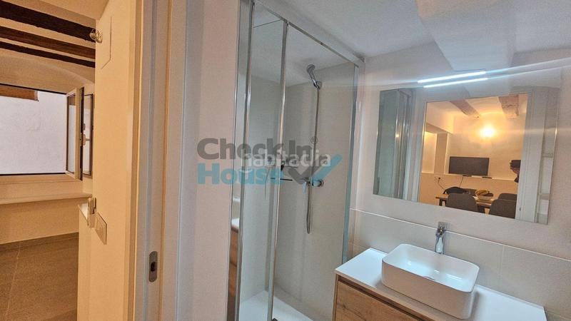 Foto feb63c3b-068a-4b76-a62a-9f0ac097847d. Rent studio in Eixample Sant Feliu de Guíxols