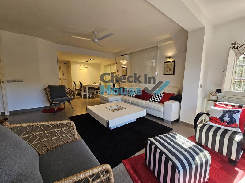 Foto 3c0856d2-2a69-4248-b3c1-3e31720197e2. Lloguer apartament amb calefacció aparcament a Centre-Platja Platja d´Aro