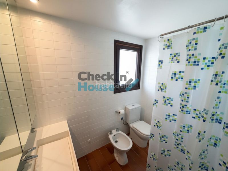Foto 4d2f497b-2267-4880-bdd1-b00ed9f3c397. Chalet amplia casa con jardin urbanizacion del nord en Santa Cristina d´Aro