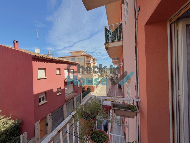 Foto ef1b75d8-863f-46e0-8322-6eba8237fe4e. Pis a Poble Calonge
