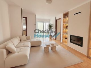 Pis  Carrer roger de llúria. Piso als estanys de platja d'aro