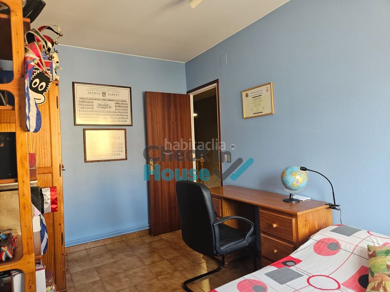 Foto 5524436d-33eb-4b90-b162-083e2bf0f419. Casa adossada amb xemeneia calefacció aparcament a Llagostera