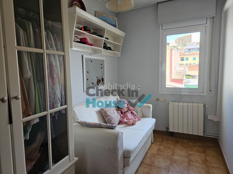 Foto 747201e5-1ba3-4f42-8f0b-d3490c74be96. Casa adossada amb xemeneia calefacció aparcament a Llagostera
