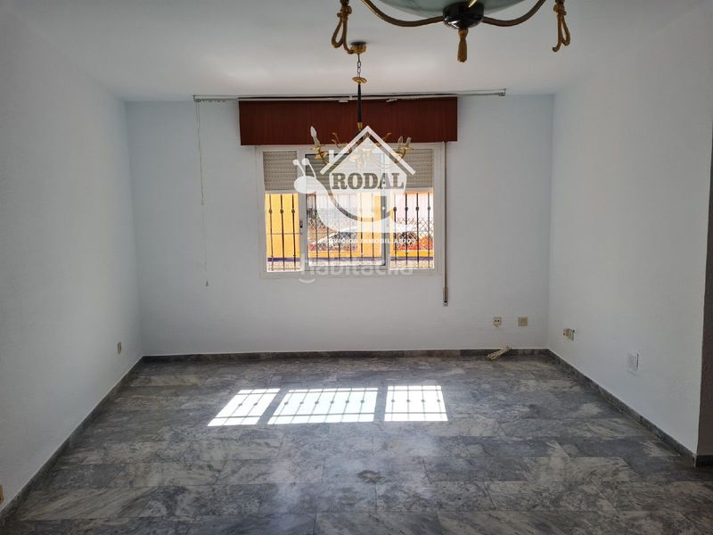Foto 04c00ee4-79cb-4cd0-86b5-4dc7a52942db. Alquiler dúplex en ruiseñor 17 se alquila duplex en el barrio San Luis en Almería