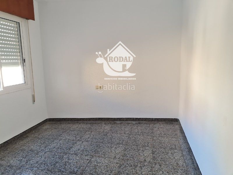 Foto 48c9aa74-b2c2-4b27-b17d-bf51655766db. Alquiler dúplex en ruiseñor 17 se alquila duplex en el barrio San Luis en Almería