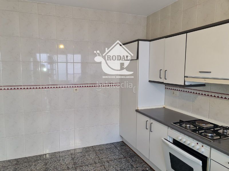 Foto c4392001-8357-4ce8-ac02-ca60848e8cce. Alquiler dúplex en ruiseñor 17 se alquila duplex en el barrio San Luis en Almería