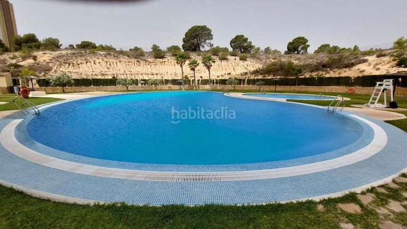 Foto 8205b481-7505-45f0-80aa-8c2f52534fb6. Piso en Via Parque Benidorm