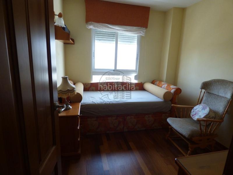 Foto 4c045b8e-d2ac-4986-b033-e369d4a81142. Appartamento in Playa Poniente Benidorm