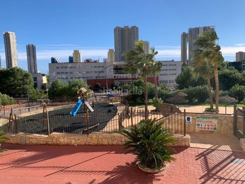 Foto e512e403-aa1f-46a3-8800-2c6858528d14. Pis a Via Parque Benidorm