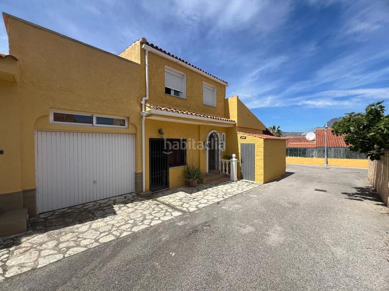 Foto d22baf22-02e9-4cbf-9d07-9c5157108a80. Casa a schiera con piscina in Sierra Helada Benidorm