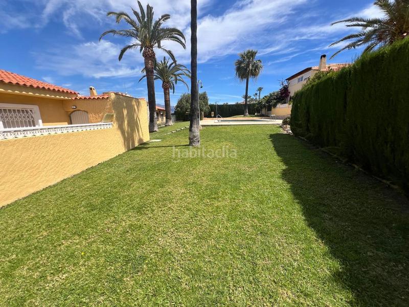 Foto 7b7da559-28c3-4db9-ba3b-c262a5b99fe9. Maison jumelée avec piscine dans Sierra Helada Benidorm