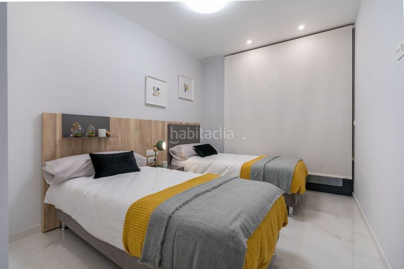 Foto 5b8bbc00-0cd6-4128-be60-b30c506b3e82. Piso en Playa Poniente Benidorm