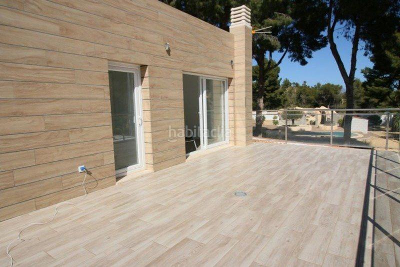 Foto 1b28e315-d3f4-45ea-b7c3-fce6efb16b76. Casa in Coloma Nucia (la)