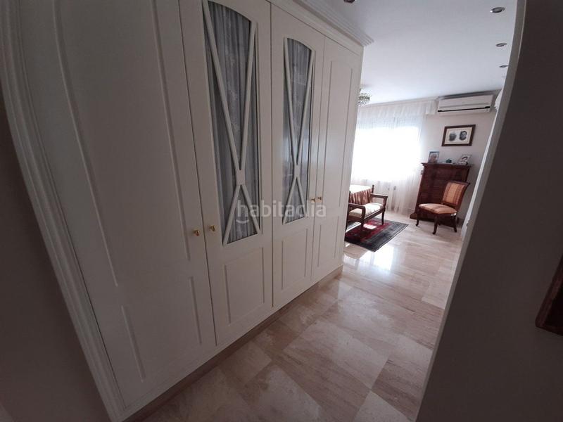 Foto 456a8d0d-6a51-4851-a604-7edb59564be1. Appartamento con piscina in Playa Levante Benidorm