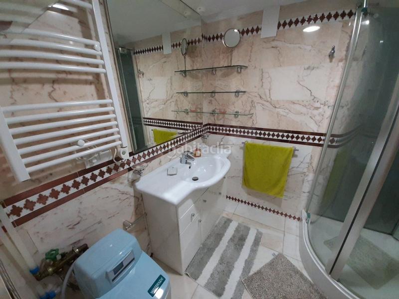 Foto 02a75988-89ed-4593-9403-821743470230. Flat with pool in Playa Levante Benidorm