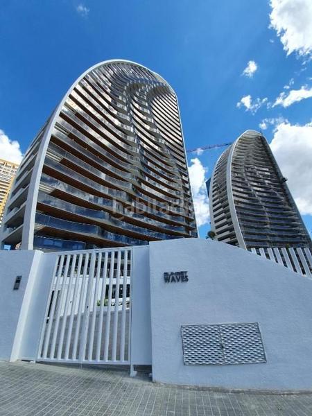 Foto 06a94daf-3340-4348-a850-43d17abbf402. Apartament amb piscina a Playa Poniente Benidorm