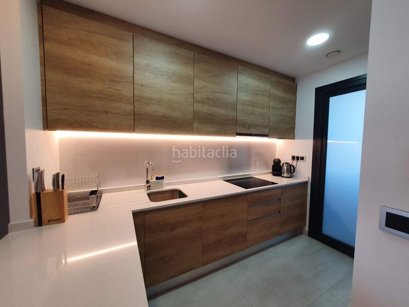 Foto 739c2bee-e7f3-4d7f-ac6d-510cb0208e6c. Apartament amb piscina a Playa Poniente Benidorm