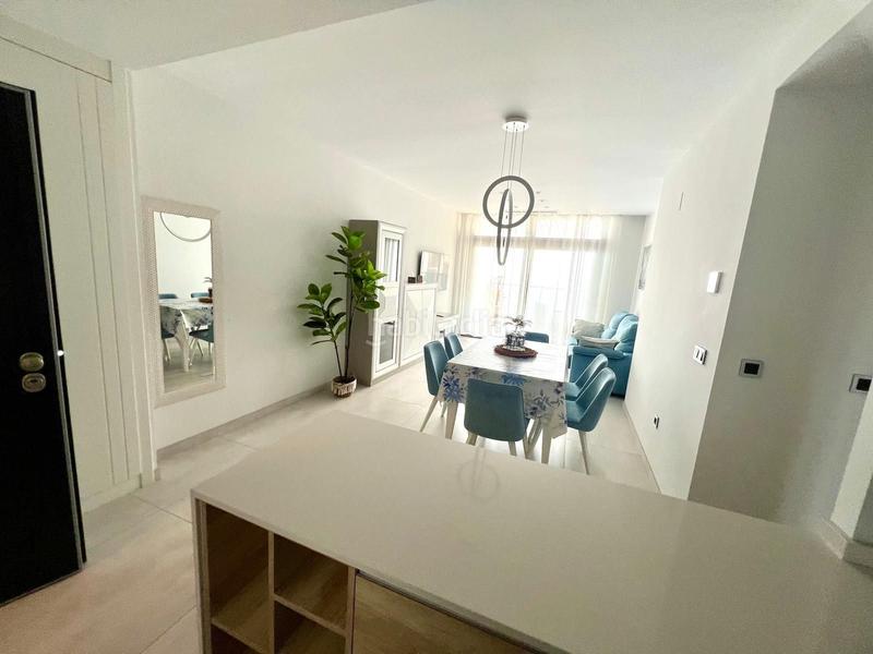 Foto f8a9216a-2e65-473a-82f0-31130d3f9337. Apartament amb piscina a Playa Poniente Benidorm