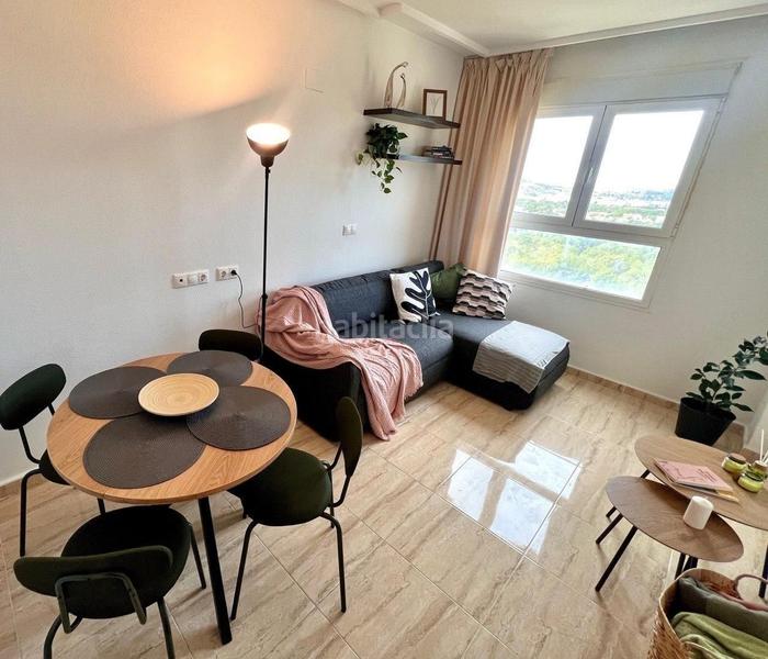 Foto 923a6a49-26fe-4373-b4ca-b660ba212170. Appartement avec piscine dans Via Parque Benidorm