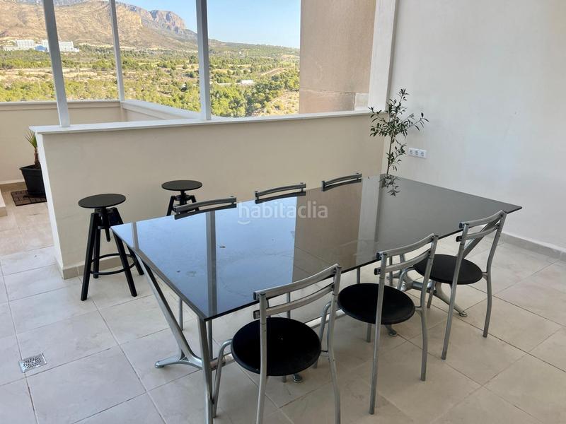 Foto faad8a70-c18f-49c5-9d32-75f3898de787. Appartement avec piscine dans Via Parque Benidorm