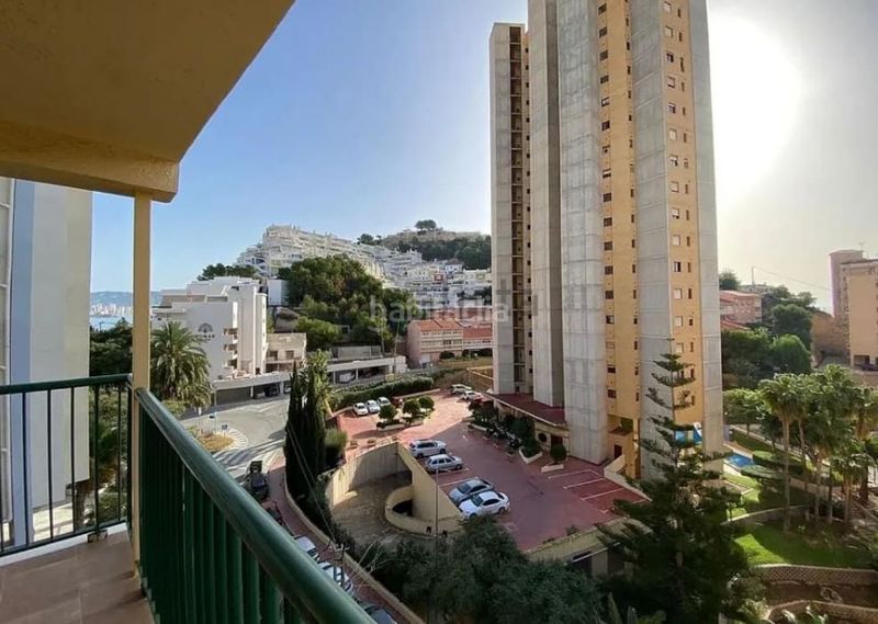 Foto 83f2fc65-6b22-4f94-94ca-4a2ccb3144e0. Pis amb piscina a Playa Poniente Benidorm