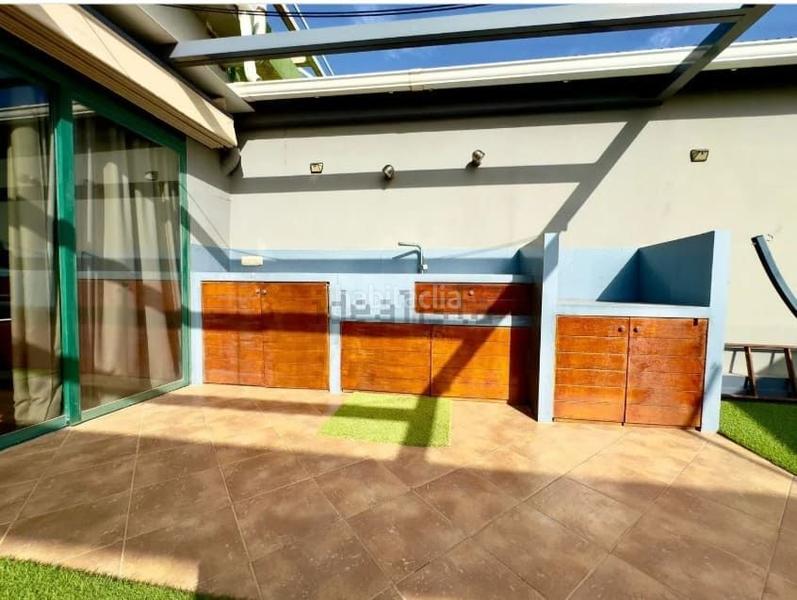 Foto 828bacaa-d352-4be3-bb9c-c37fa0112ff0. Zweistöckige wohnung mit pool in Rincón Bajo Benidorm