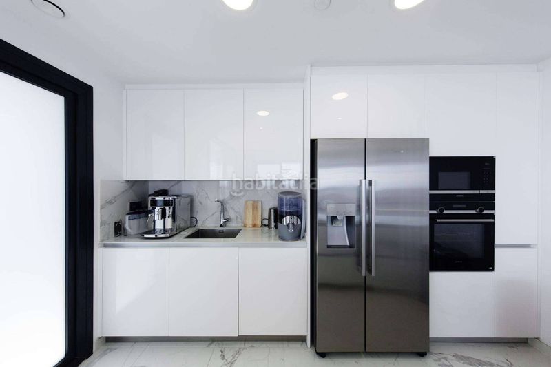 Foto 536332a2-3150-44f7-be83-9347e5f55f01. Apartament amb piscina a Playa Poniente Benidorm