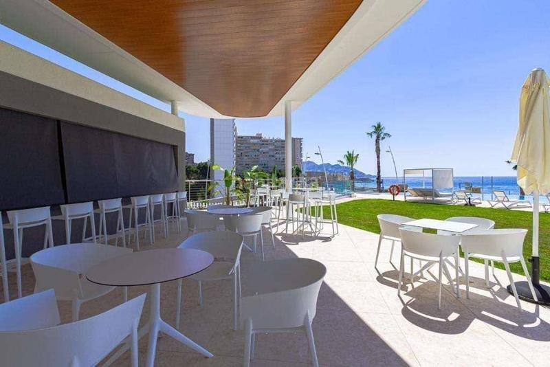 Foto b95e1422-7831-4268-bb46-a459e5b5791b. Appartement avec piscine dans Playa Poniente Benidorm