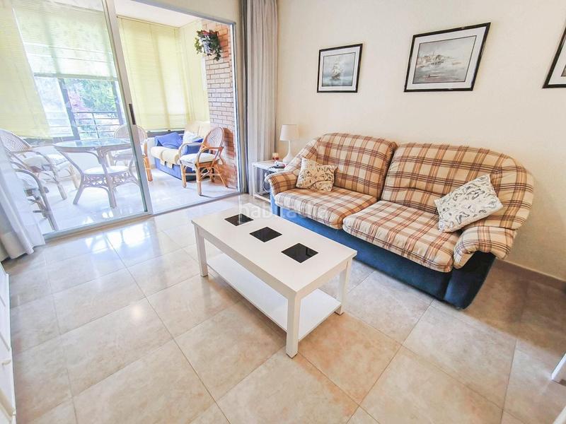 Foto ac457107-ea44-480f-8c2d-aebef47e5c5b. Apartment with pool in Playa Poniente Benidorm