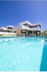 Haus in Golf Bahía