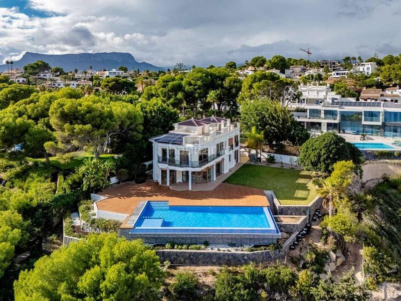 Foto 61a36f50-ae36-4e7f-972d-8f86464f35f7. House with pool in Zona Levante - Playa Fossa Calp