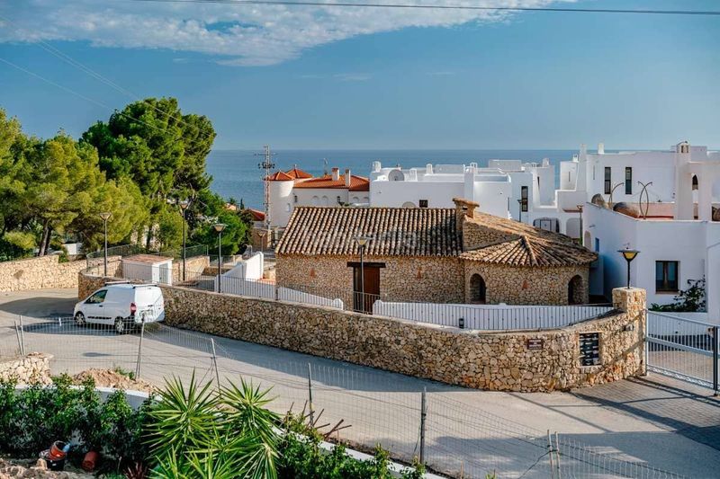 Foto 0114874a-44bf-466b-a015-0958bfb8c391. Casa amb piscina a Carrió - La Merced - Los Pinos Calp