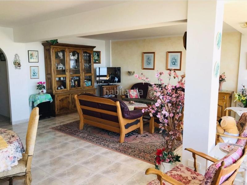 Foto 917ab8d9-309e-45fc-b6a8-cec3db11b2d6. Apartamento en Playa Poniente Benidorm