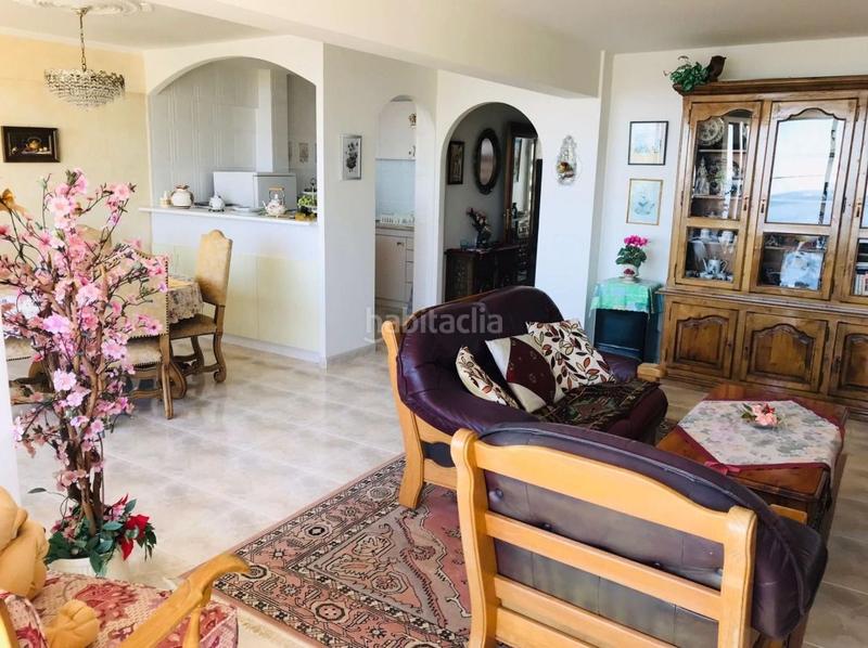 Foto b9c6e0df-bf83-4712-bd9f-28c25ef6e975. Apartamento en Playa Poniente Benidorm